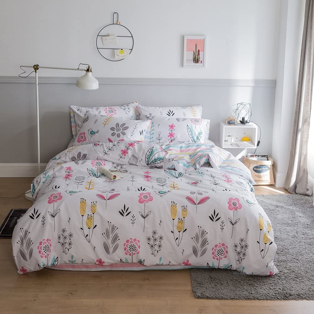The Floral Meadow Bed Set - Main Image