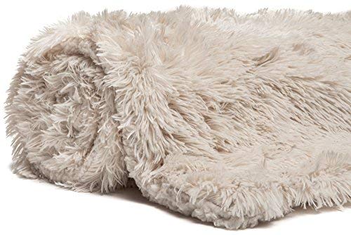 Beige Fur Throw and Pillow Set - Tapestry Girls