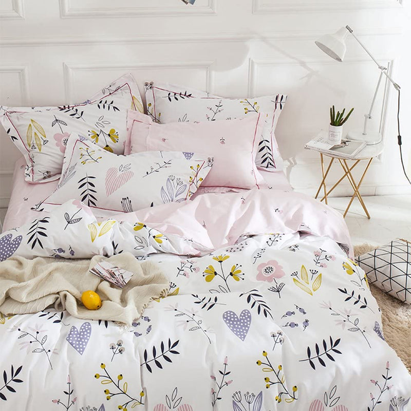 The Floral Heart Bed Set - Tapestry Girls