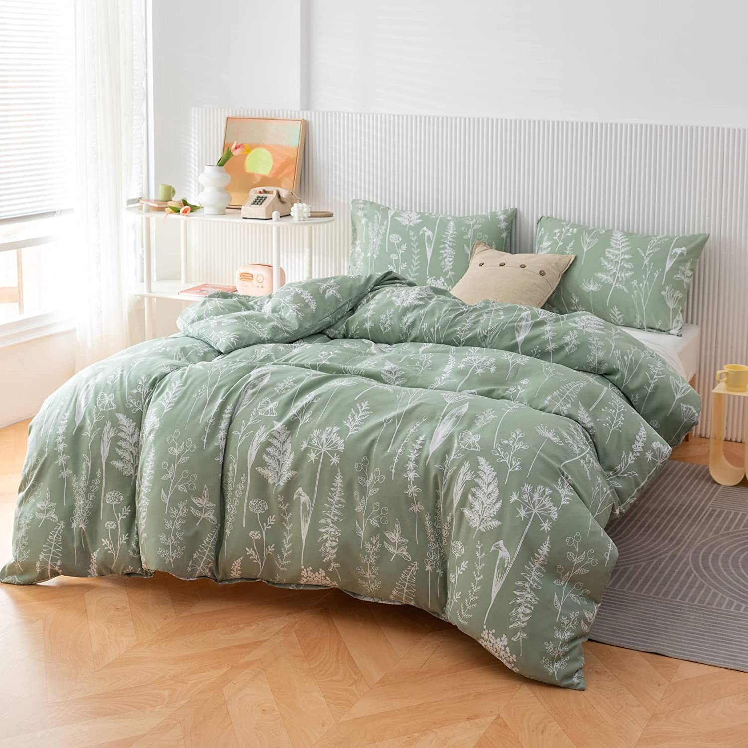 Wildflower Green Bed Set - Aesthetic Bedding | Tapestry Girls