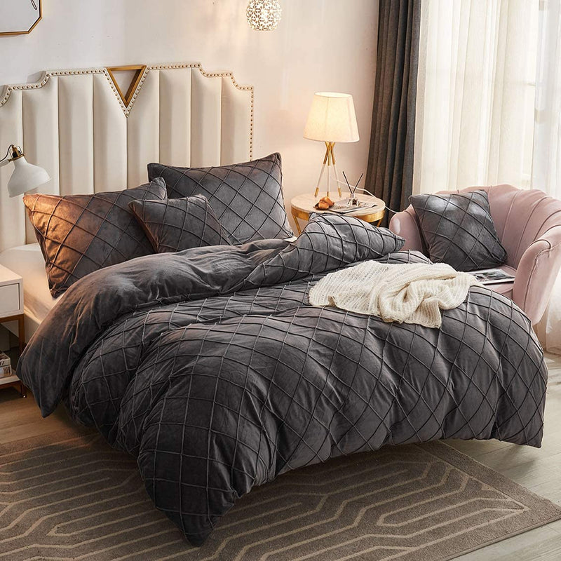 Softy Dark Gray Diamond Bed Set