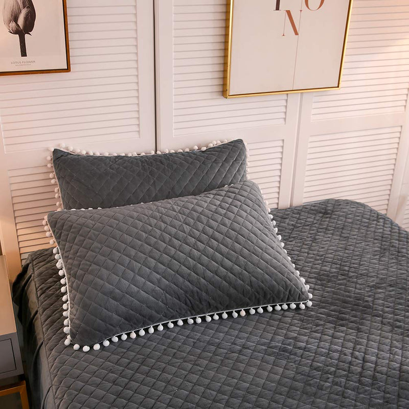 The Softy Dark Gray Bed Set - Tapestry Girls