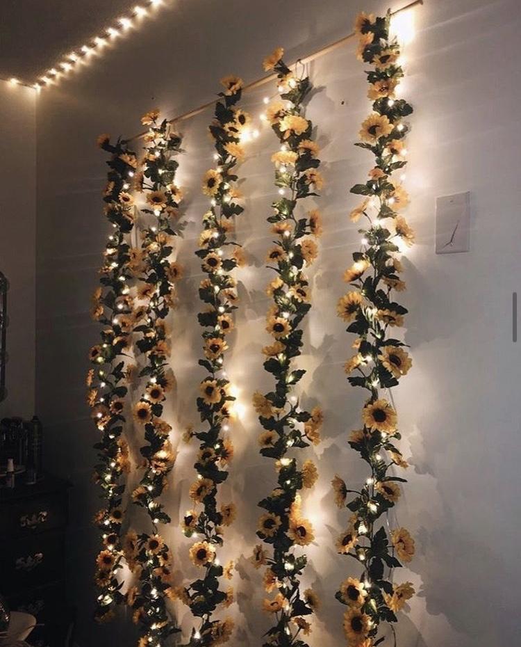 Sunflower LED String Lights - Tapestry Girls